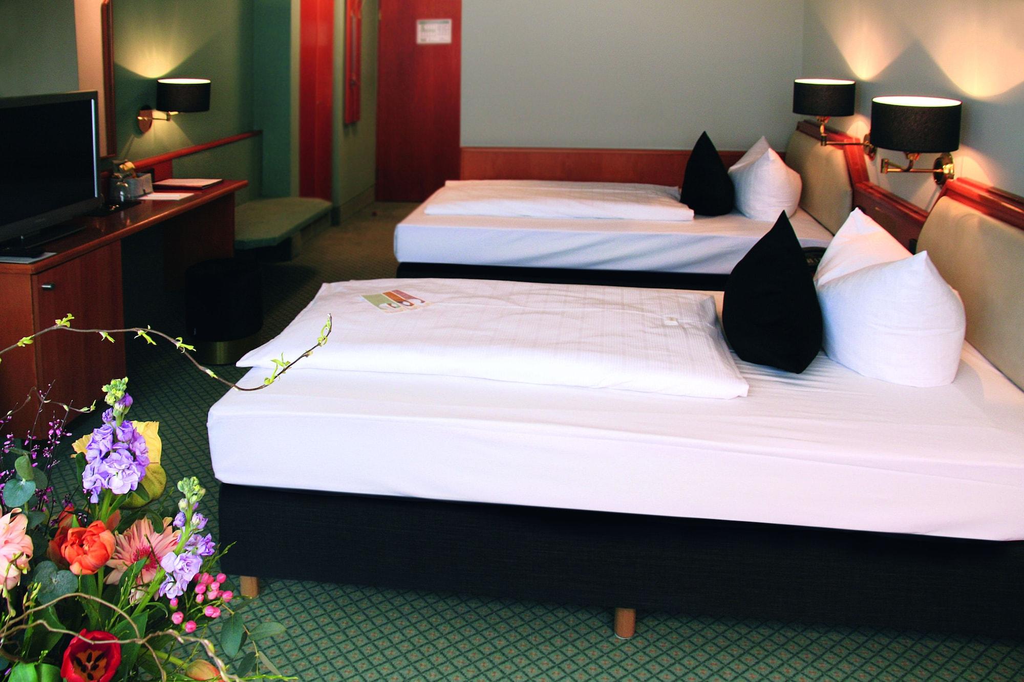רגנסבורג Avia Hotel מראה חיצוני תמונה